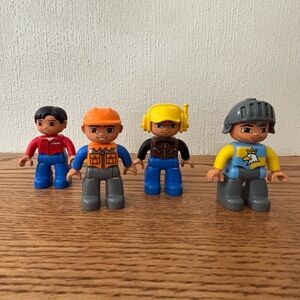 LEGO DUPLO 4 Mini Figures Play Toys